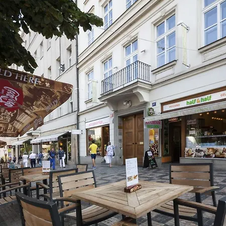 Capital - Wenceslas Square 3* Praha