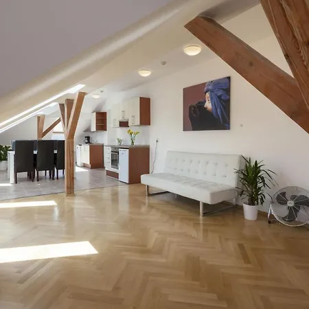 Hotel apartamentowy Capital - Wenceslas Square