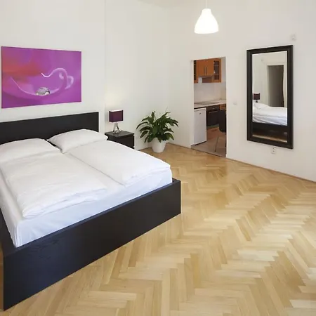 Apartahotel Capital - Wenceslas Square Praga