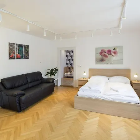 Aparthotel Capital - Wenceslas Square