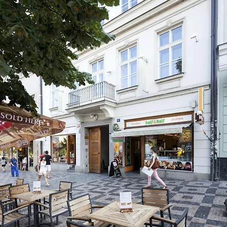 Aparthotel Capital - Wenceslas Square 3*