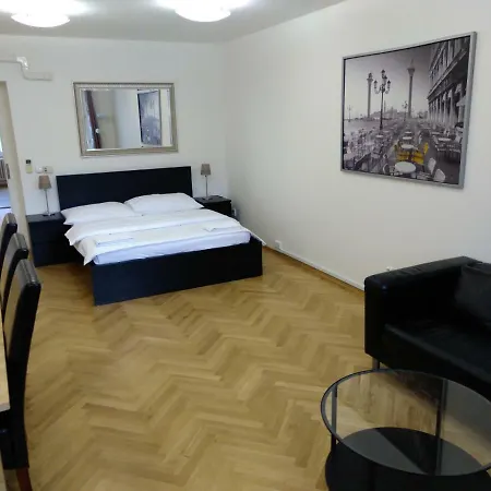 Capital - Wenceslas Square Aparthotel 3*