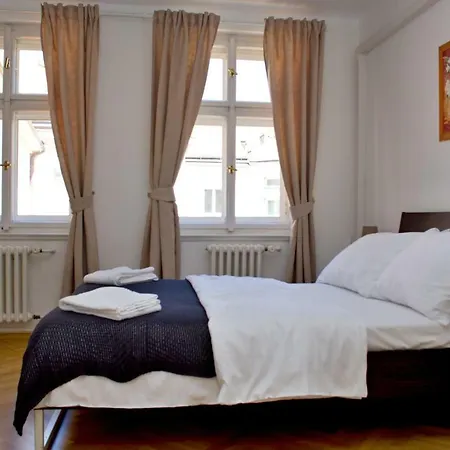 Capital - Wenceslas Square Apartahotel 3*